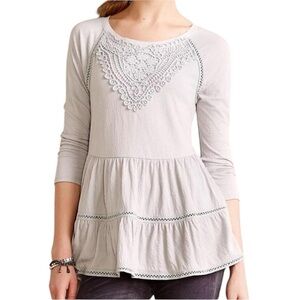 Anthropologie Meadow Rue Gray Tiered Frayed Blouse with Lace Size Medium